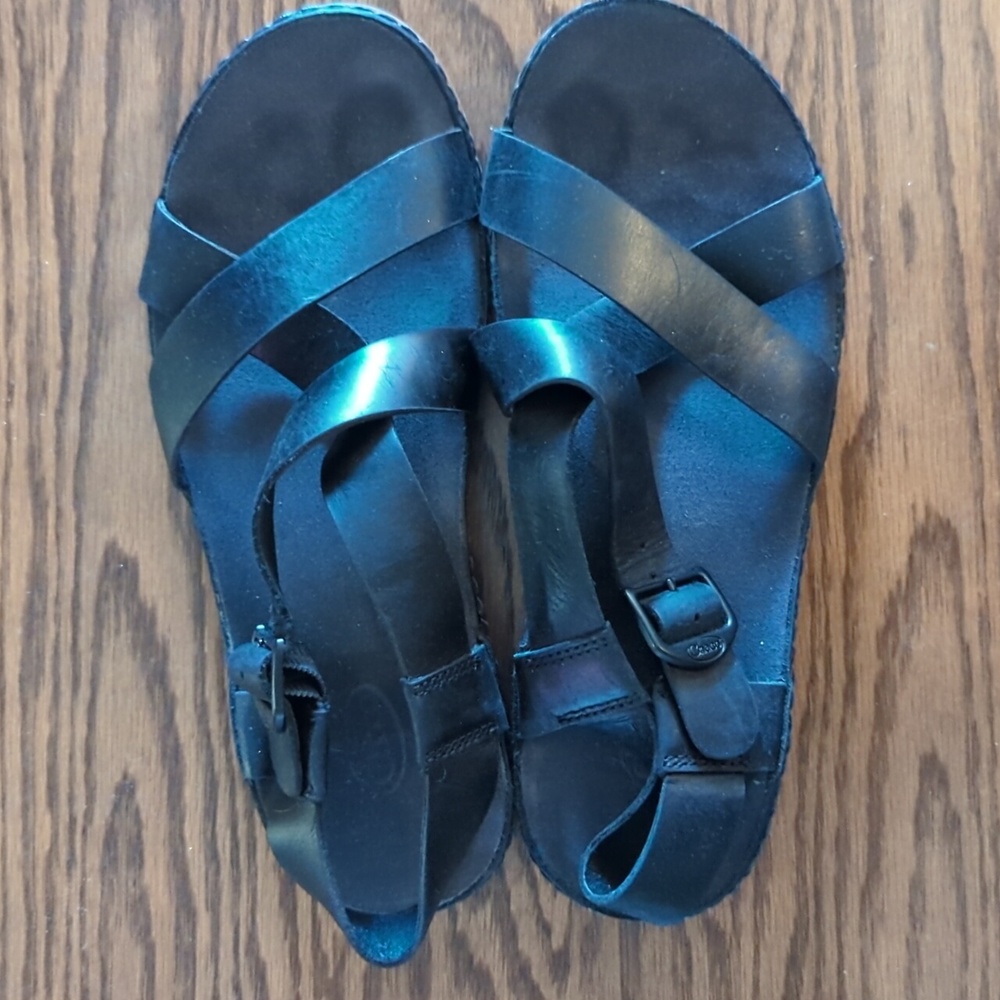 Chaco Wayfarer, W7, black leather sandals
